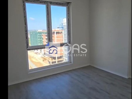 Jepet apartament me qera  2+1+2 ne rezidencen 'Univers City'