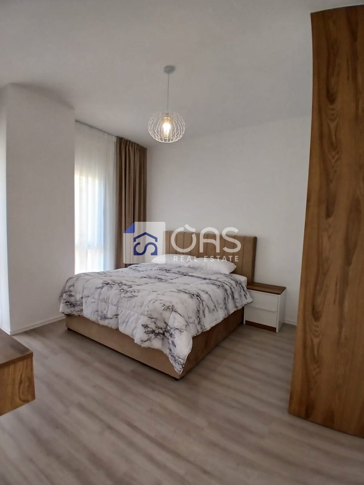 2+1 apartment for rent near Zogu i Zi