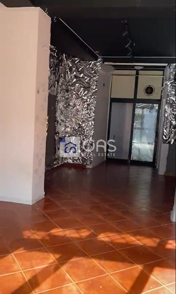 Ambient Per Biznes tek Rruga 4 Deshmoret - 400€ | 45 m²