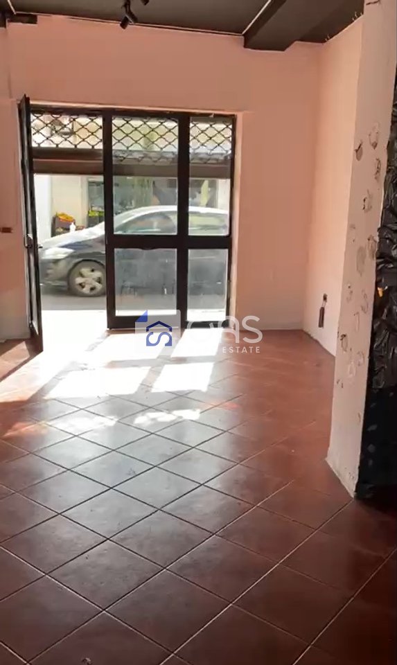 Ambient Per Biznes tek Rruga 4 Deshmoret - 400€ | 45 m²