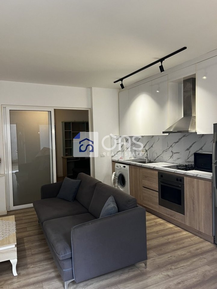 Apartament 1+1 Me Qira në Rruga Barrikadave, Tirana - 500€ | 60 m²