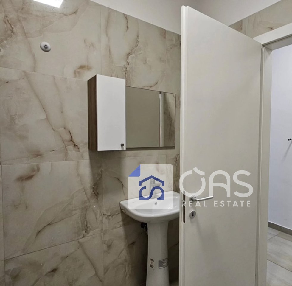 Jepet apartament 1+1 tek Kopshti Botanik