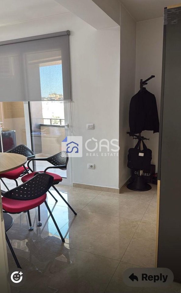 A 2+1 apartment is for rent as an office in Myslym Shyr.