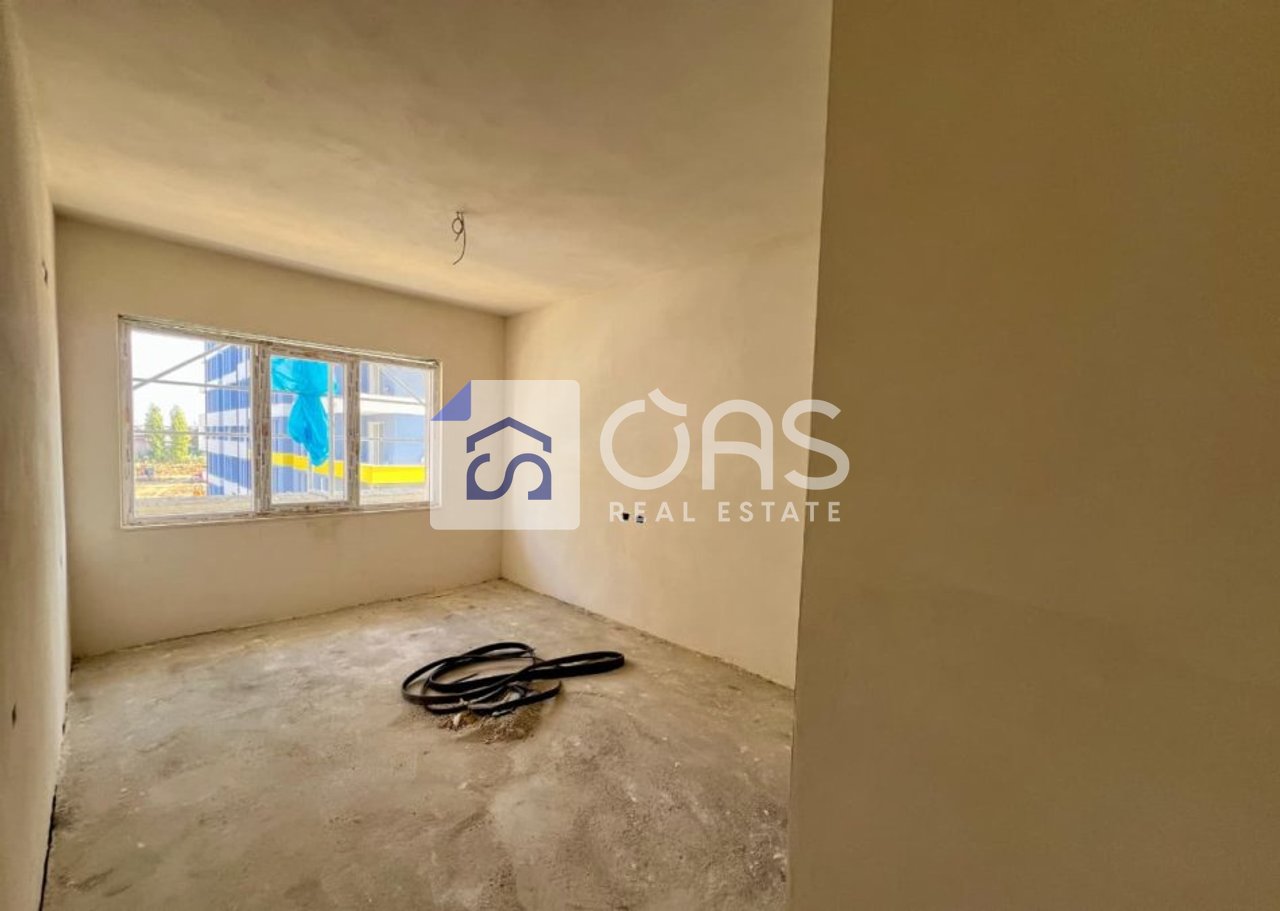 Shitet Apartament 2+1+2 Tek Univers City