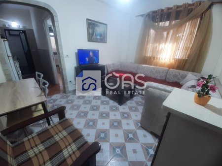 Jepet me qera apartament 1+1 tek Bulevardi i Ri