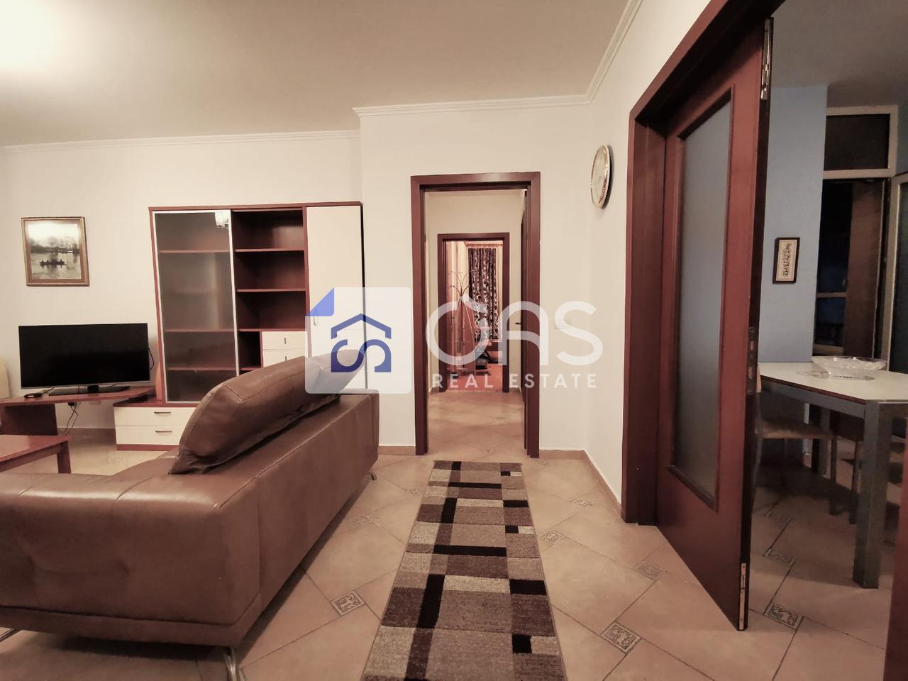 Jepet me qera 2+1 apartament tek Rruga e Elbasanit