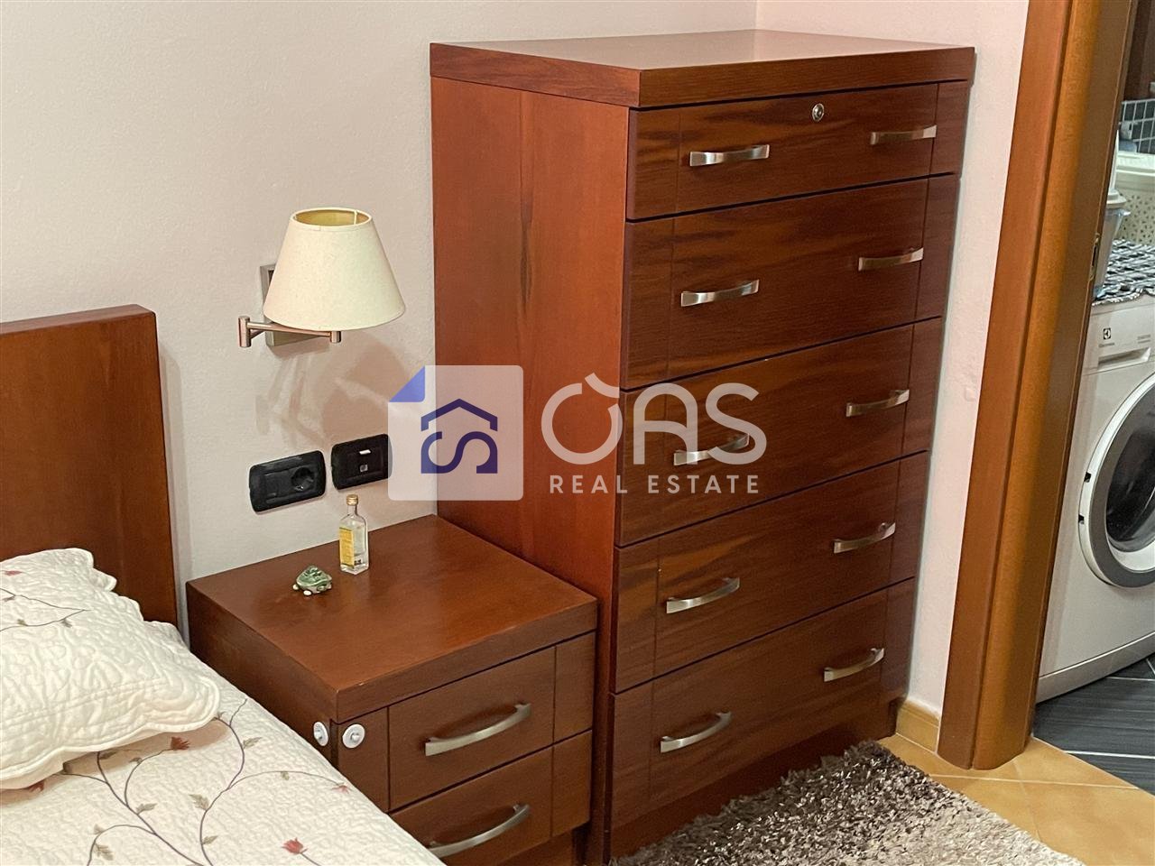 Jepet apartament me qera 2+1+2 tek Air Albania Stadium