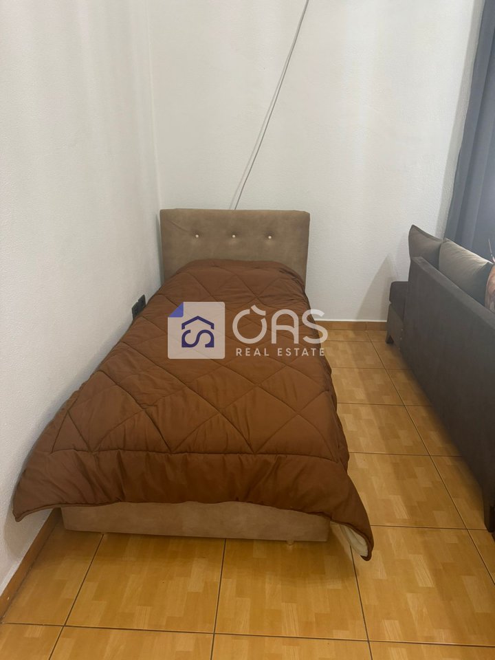 Jepet me qera apartament 1+1 Tek Rr e Dibres.