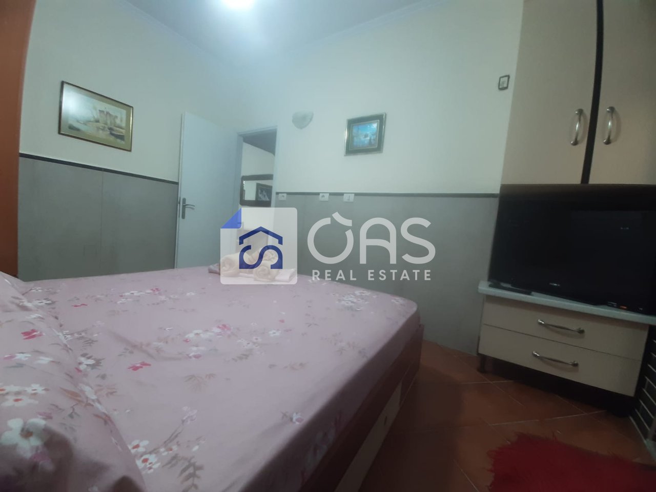 Jepet me qera apartament 1+1 tek Bulevardi i Ri
