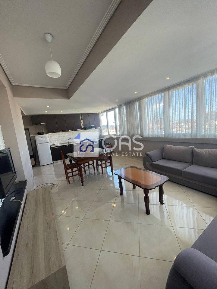 Shitet apartament 2+1 tek ish Parku