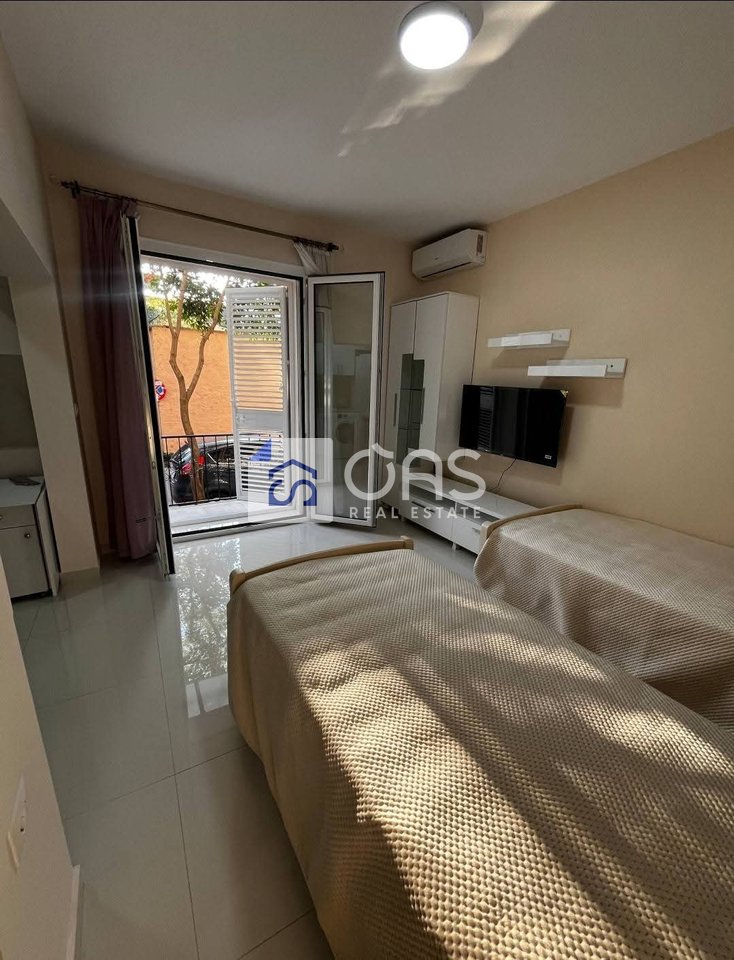 Studio apartment for rent in the Center