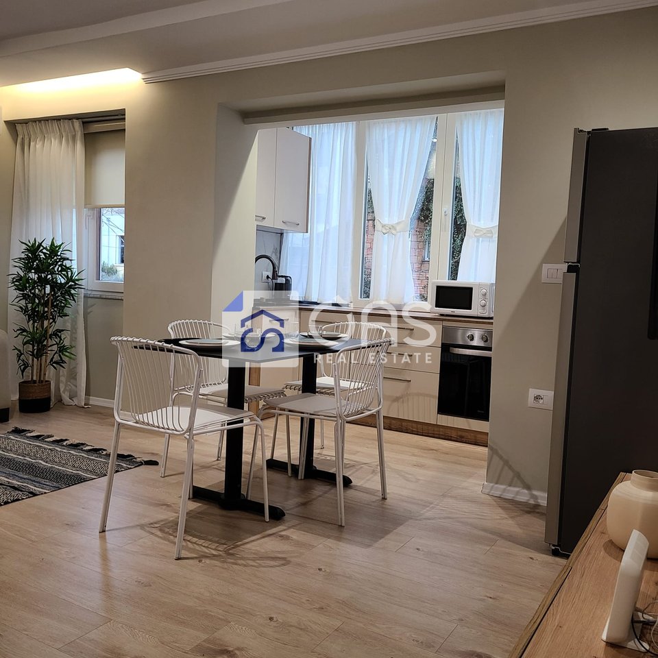 Si affitta appartamento 1+1 vicino al Mercato Cam