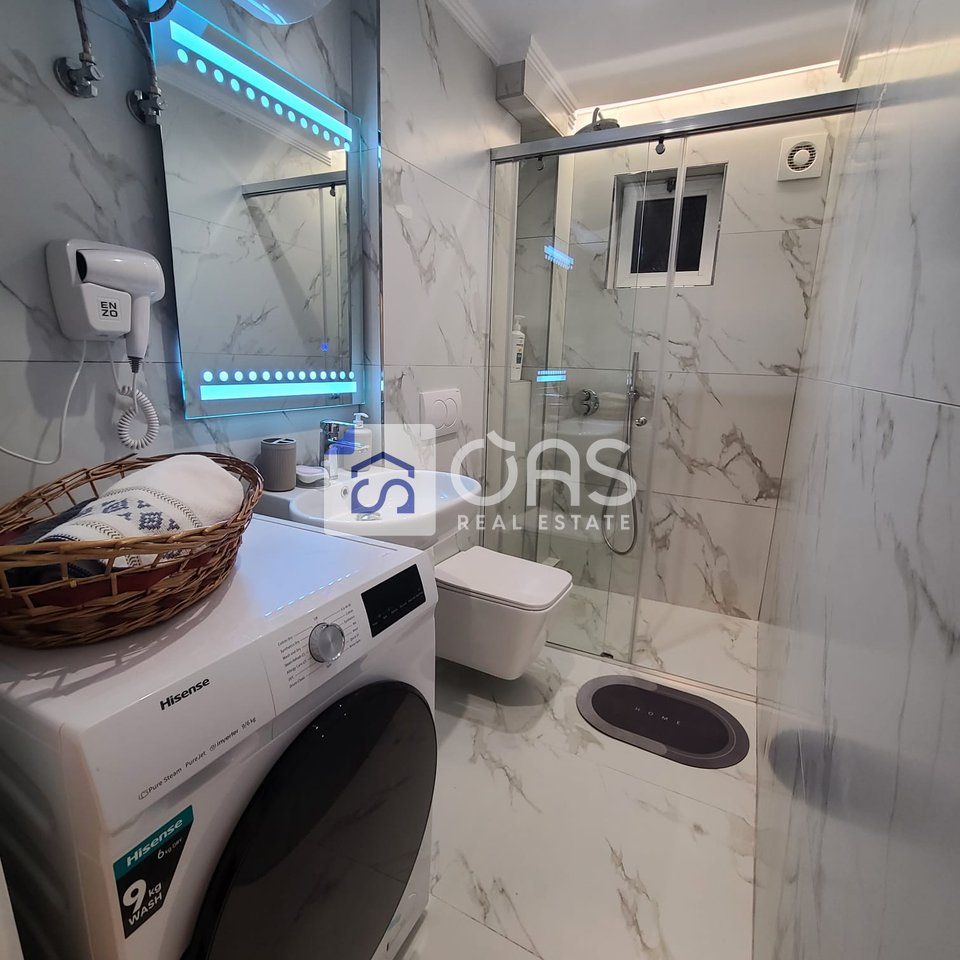 Si affitta appartamento 1+1 vicino al Mercato Cam