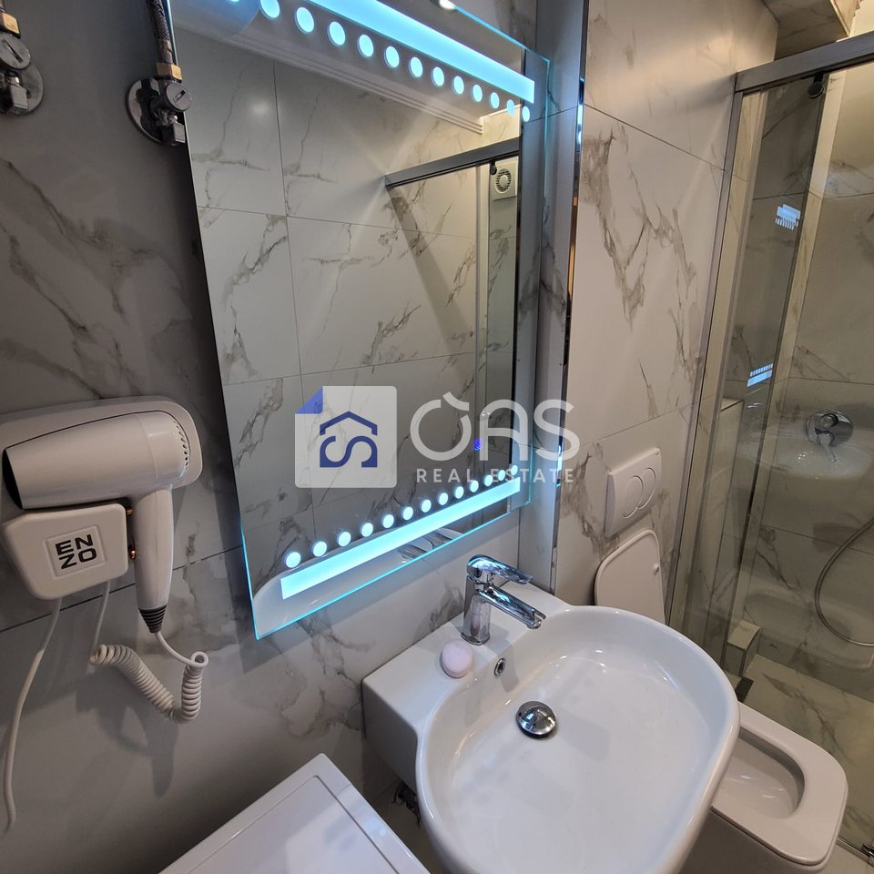 Si affitta appartamento 1+1 vicino al Mercato Cam