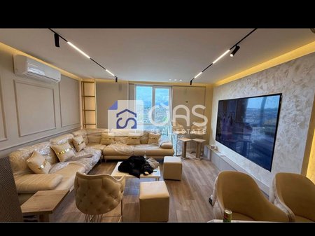 Shitet apartament 2+1+2 TE Rruga e Dibres  24.500.000 euro