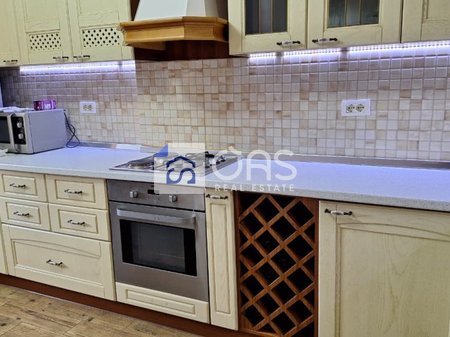 Jepet apartament me qera 2+1 tek Rruga e Durrsit