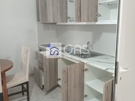 Jepet shtepi private me qera 2+1+ post parkimi ne Astir