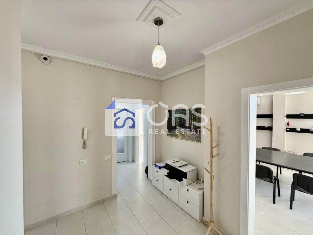 Jepet ambient  zyrash me qera tek Ali Demi