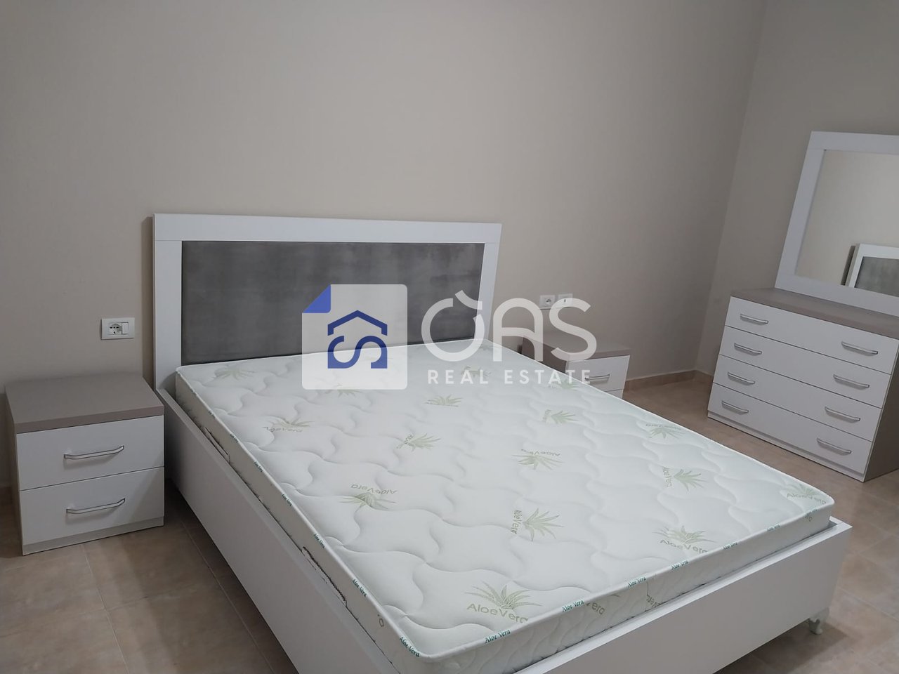 1+1 apartment for rent in Komuna Parisit 50,000 lek.