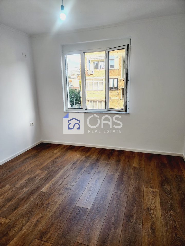 Shitet apartament 2+1 ne Ali Dem  155.000 euro