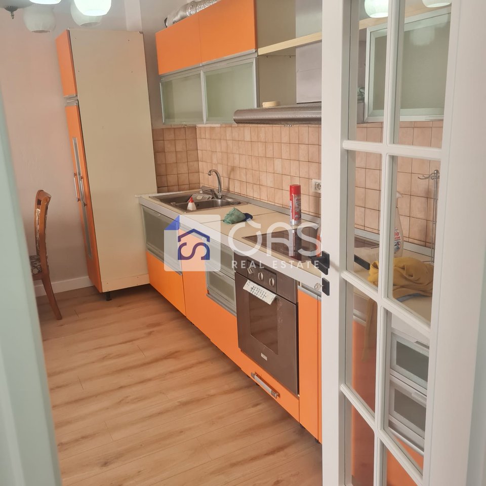 Jepet apartament me qera 2+1+2 tek Zogu i Zi