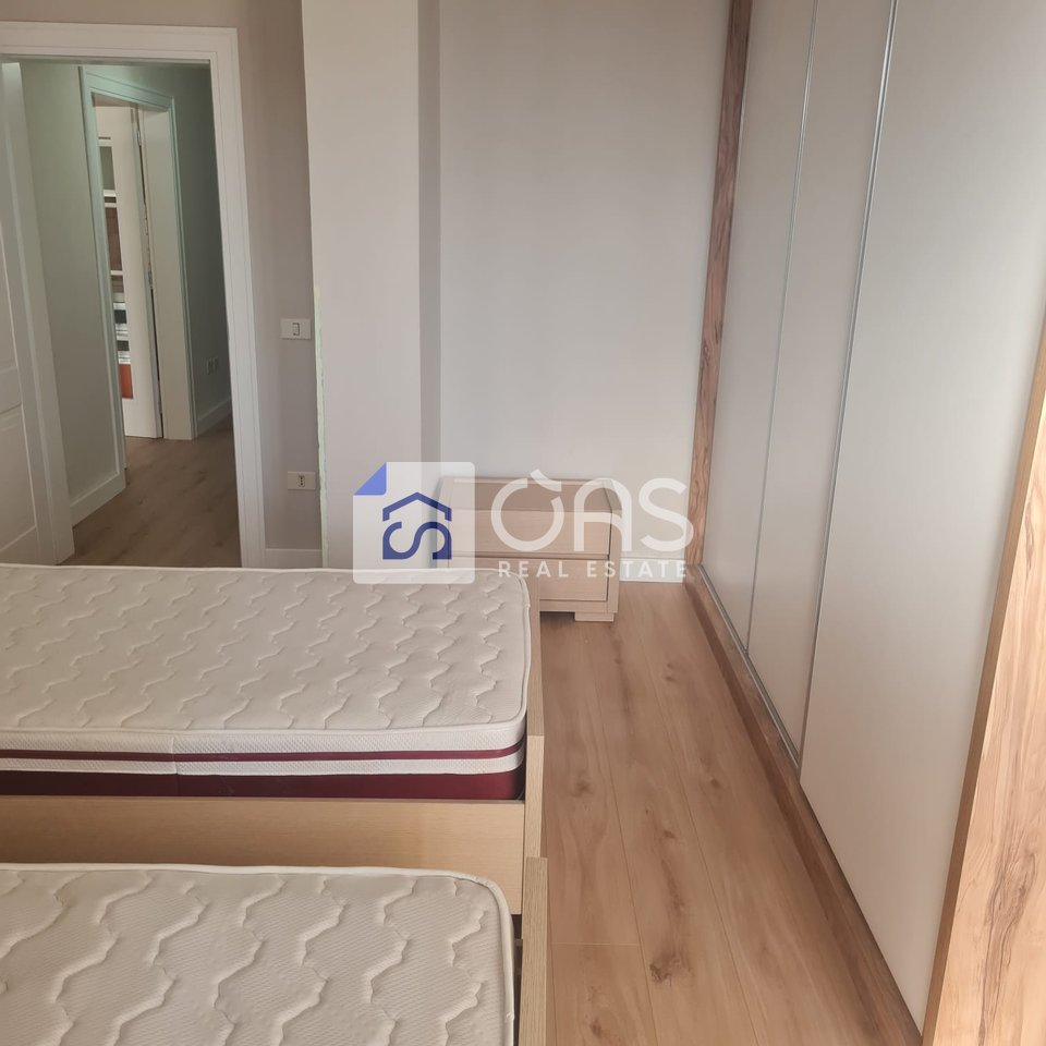 Jepet apartament me qera 2+1+2 tek Zogu i Zi