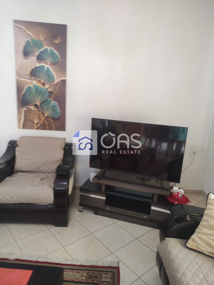 Apartament 2+1 Me Qira në Rruga Siri Kodra, Tiranë - 580€ | 90 m²