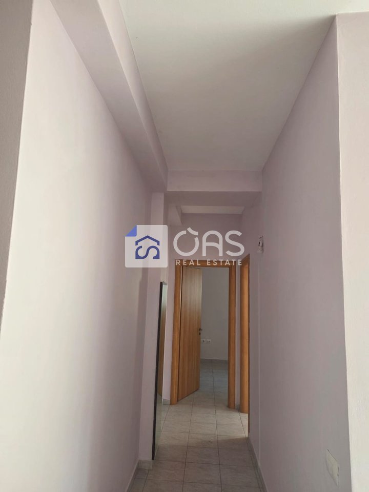 Apartament 2+1 Me Qira në Kopshti Botanik Zoologjik, Tiranë - 500€ | 100 m²