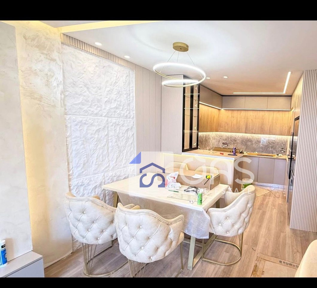 Shitet apartament 2+1+2 TE Rruga e Dibres  24.500.000 euro