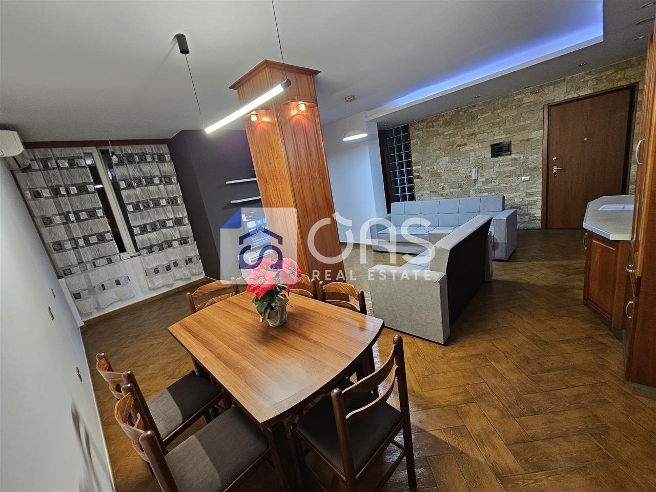 Appartamento 3+1 in affitto in Via Dritan Hoxha, Tirana - 750€ | 125 m²