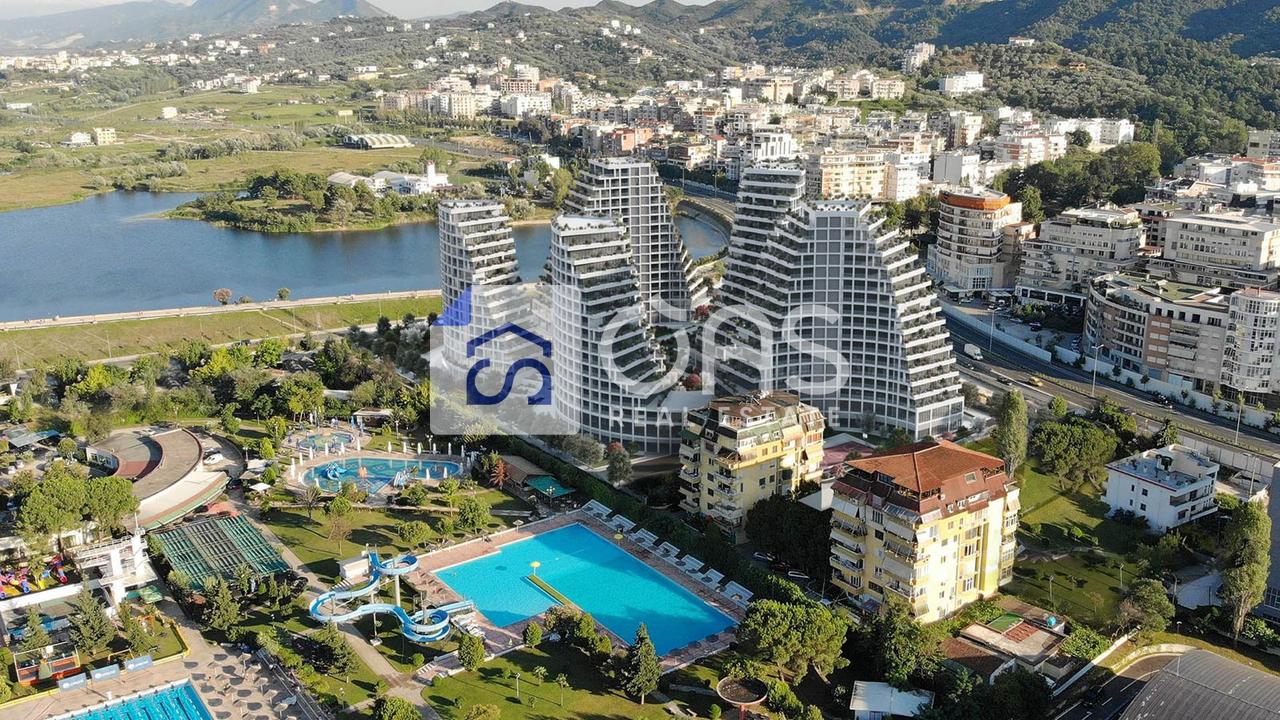 Shitet apartament 2+1+2+Verand+Parkim Tek Lake View , Liqeni artificial.