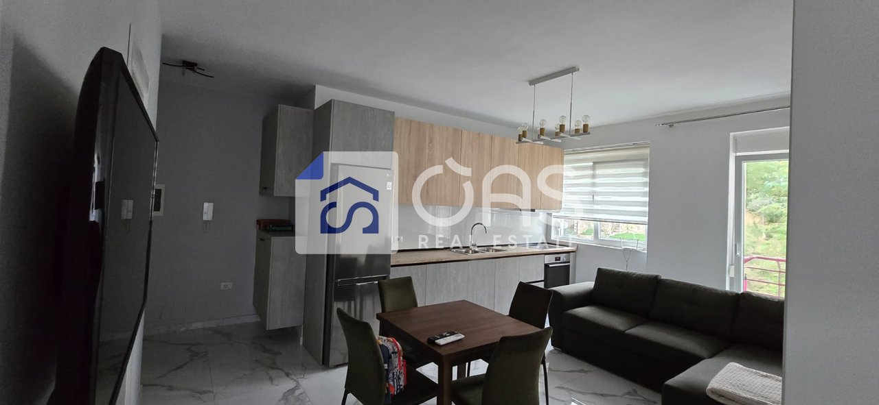 Apartament 2+1 Me Qira në Liqeni i Thatë, Tiranë - 650€ | 90 m²