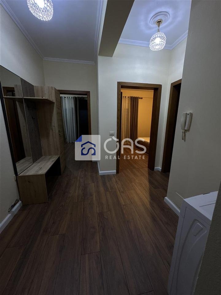 Jepet me qera apartament 2+1 tek Kodra e Priftit
