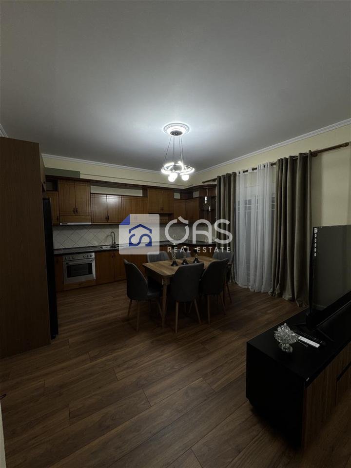 Jepet me qera apartament 2+1 tek Kodra e Priftit