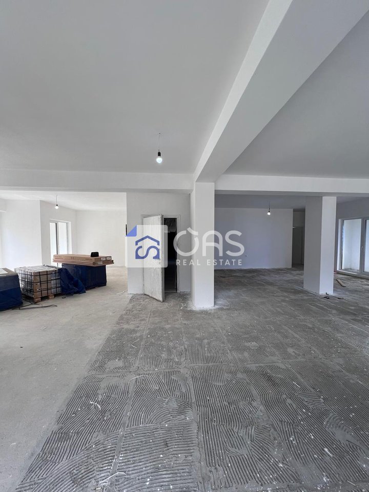 Ambient Komercial tek Rezidenca Kaimi, Tiranë - 3000€ | 216 m²