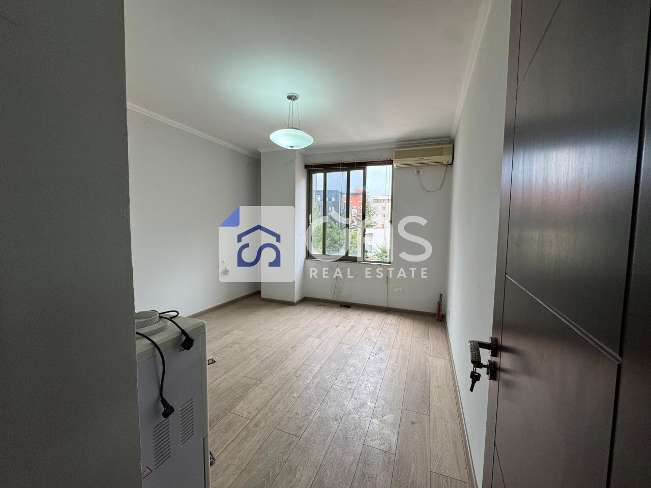 Apartment 2+1 for sale at 21 Dhjetori