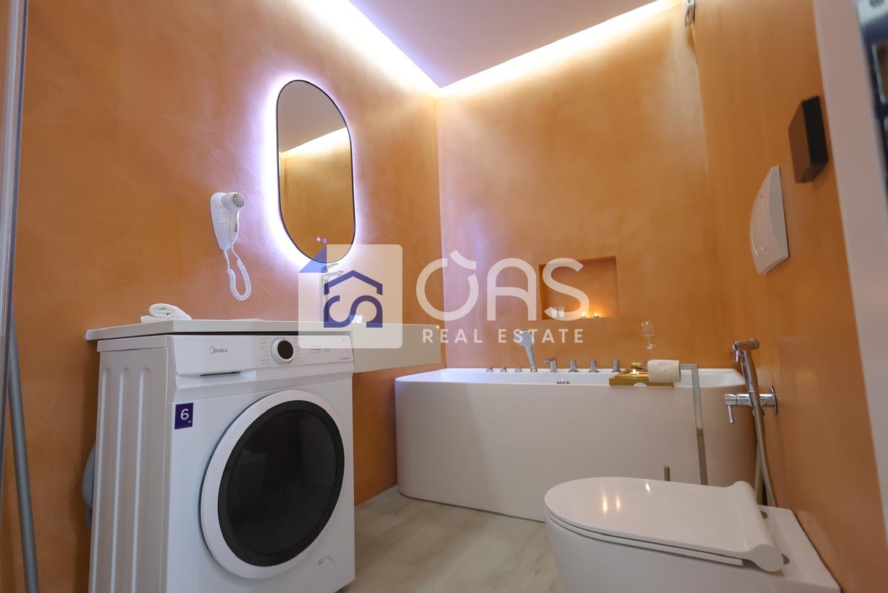 Jepet me qera apartament 1+1 dhe Garsionere  tek Bulevardi i Ri