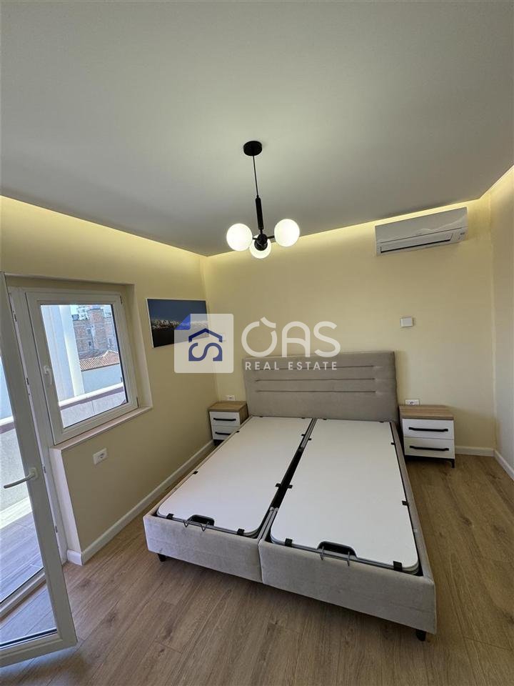 Apartament 2+2 Me Qira në Pazarin e Ri, Tiranë - 1200€ | 95 m²