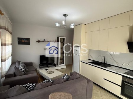 Apartament 2+1 Me Qira në 21 Dhjetori, Tiranë - 650€ | 85 m²