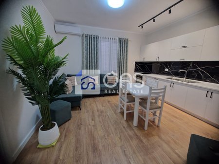 Shtepi 2+1 Me Qira në Vasil Shanto, Tiranë - 800€ | 100 m²