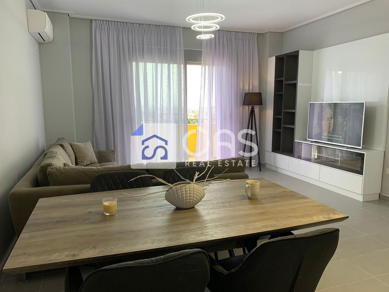 Apartament 2+1 Me Qira në Liqeni i Thatë, Tiranë - 600€ | 99 m²