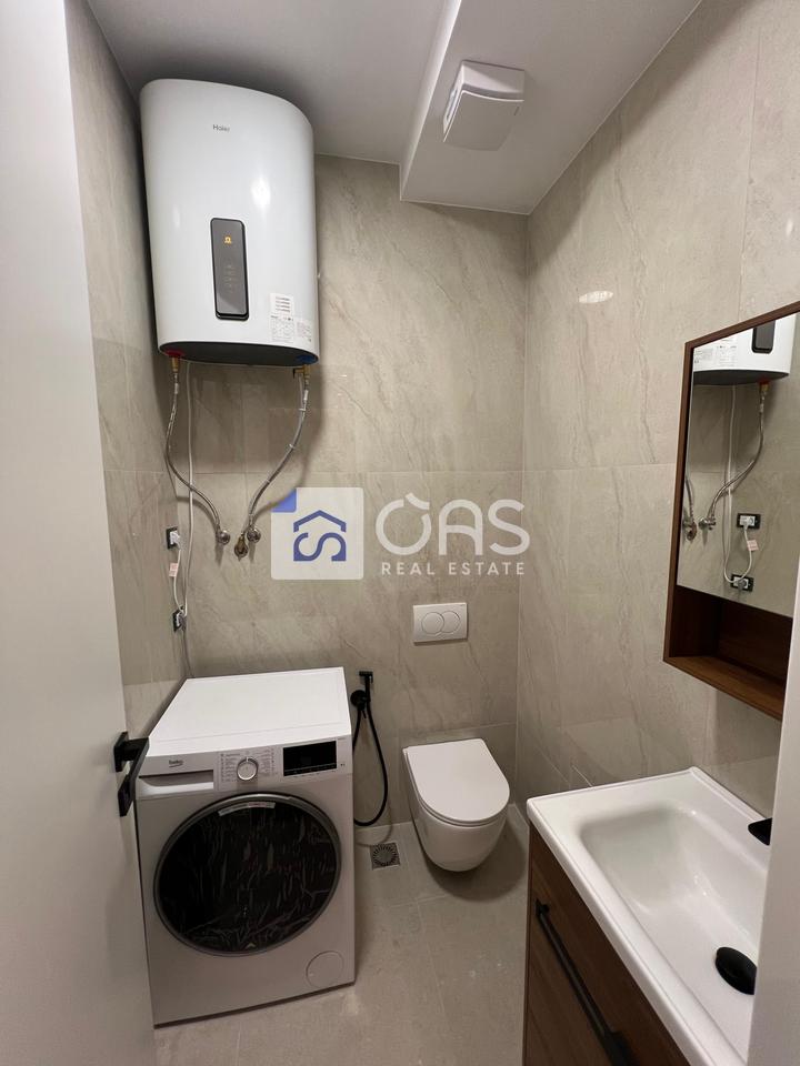 For Rent Apartment 2+1+2+Balcony Near Komuna e Parisit