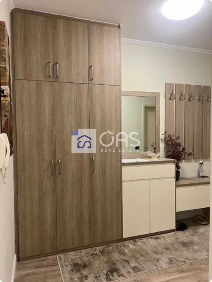 Apartament 1+1 Me Qira në Qendër të Tiranës - 970€ | 98 m²