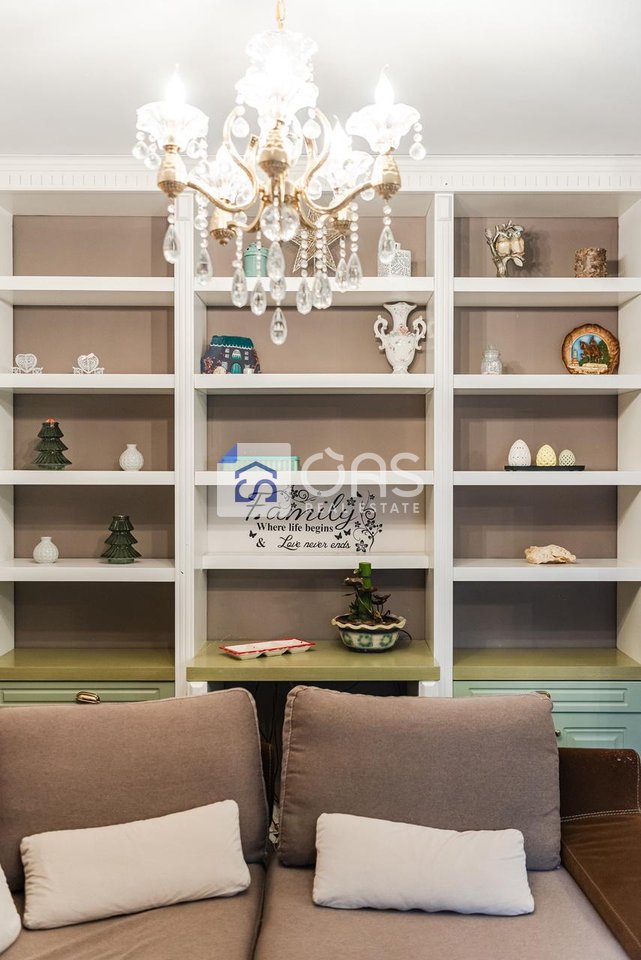 Jepet me Qera Apartament 2+1+2+3Ballkone Tek Liqeni i Thate