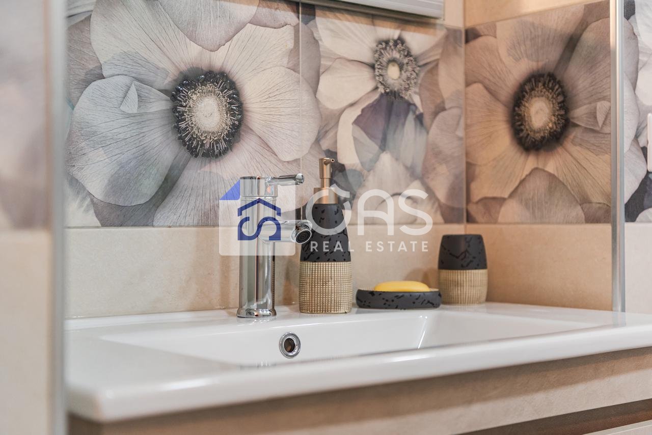 Jepet me Qera Apartament 2+1+2+3Ballkone Tek Liqeni i Thate