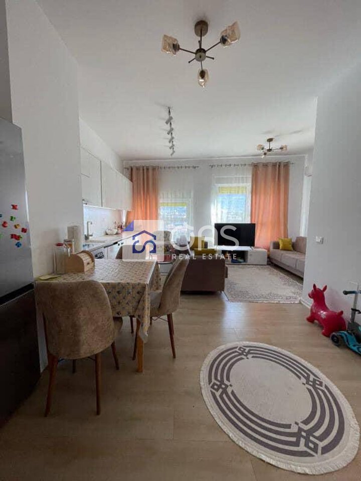 Appartamento 2+1 in affitto a Tregu Elektrik, Tirana - 500€ | 90 m²