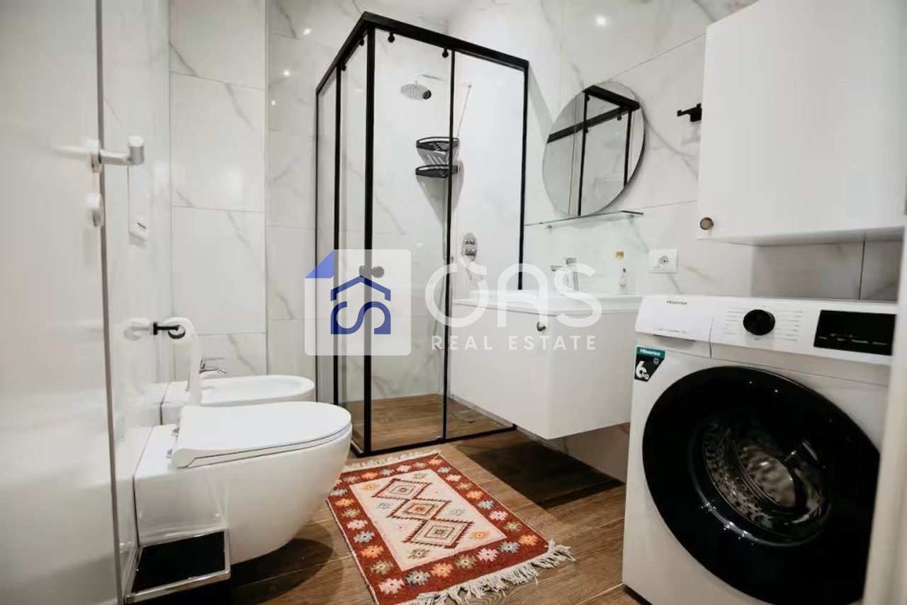 Appartamento 1+1 in affitto sul Nuovo Boulevard, Tirana - 590€ | 60 m²