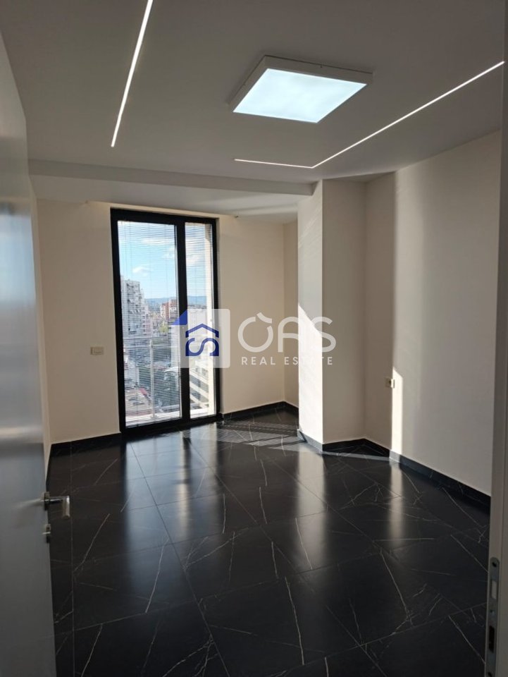 1+1 Apartment for Rent in Mine Peza Golden Tower Residence, Tirana - 550€ | 75 m²