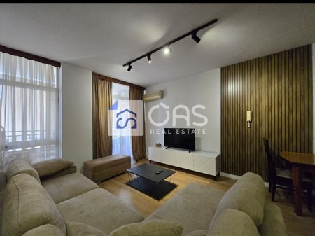 Apartament 2+1 Me Qira në Komunën e Parisit, Tiranë - 850€ | 115 m²