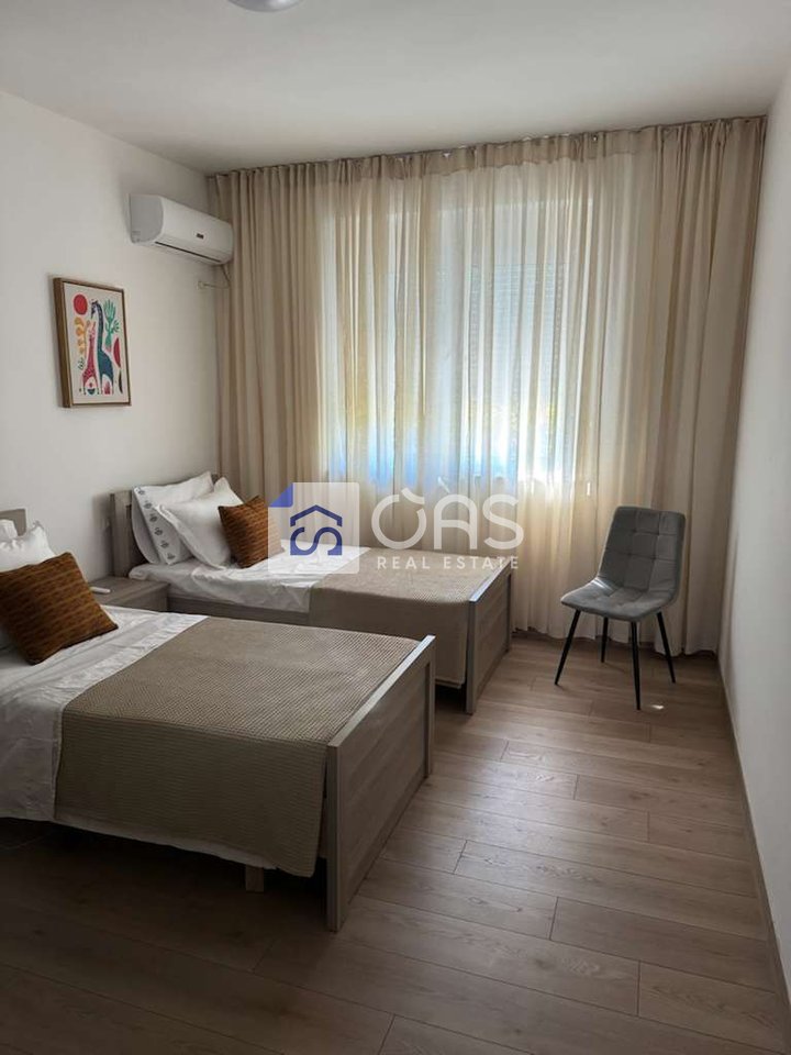 Appartamento 2+1 in affitto in Via Durrës, Tirana - €950 | 90 m²